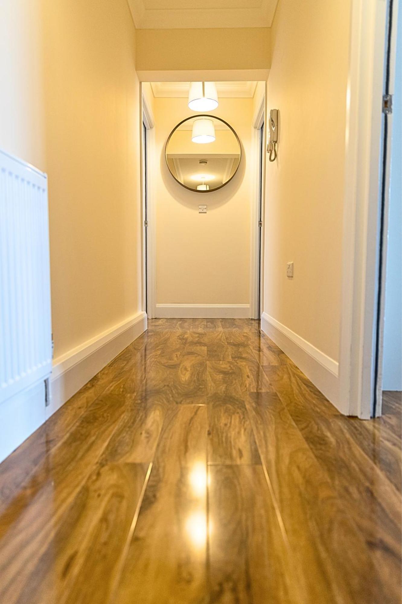 Heathrow Rare Find 2 Bedroom Plus 2 Bathroom Flat - Sleeps 6- Free Parking- Close To Heathrow Terminals-Quiet Development ستانويل المظهر الخارجي الصورة